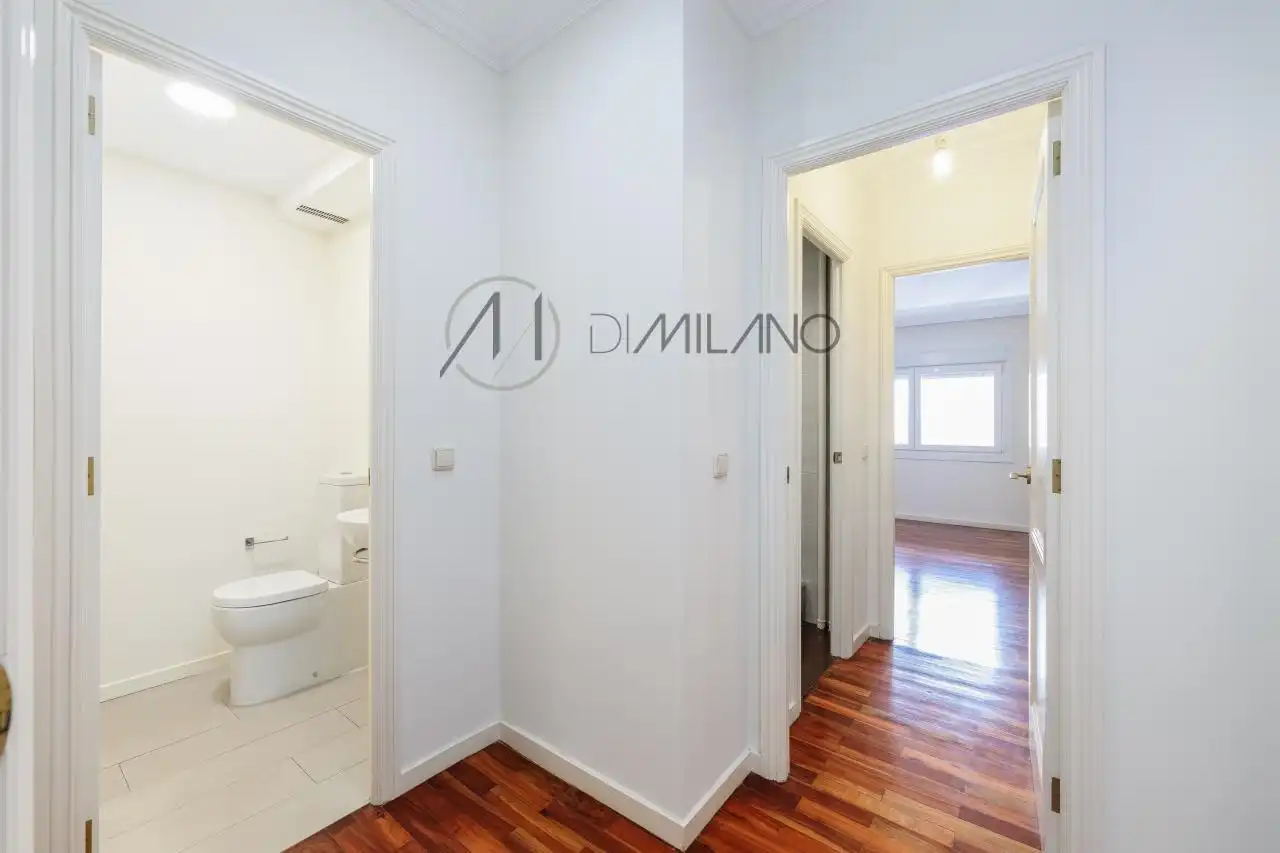 Flat for rent in Vigo   with Heating, Parquet flooring and Terrace