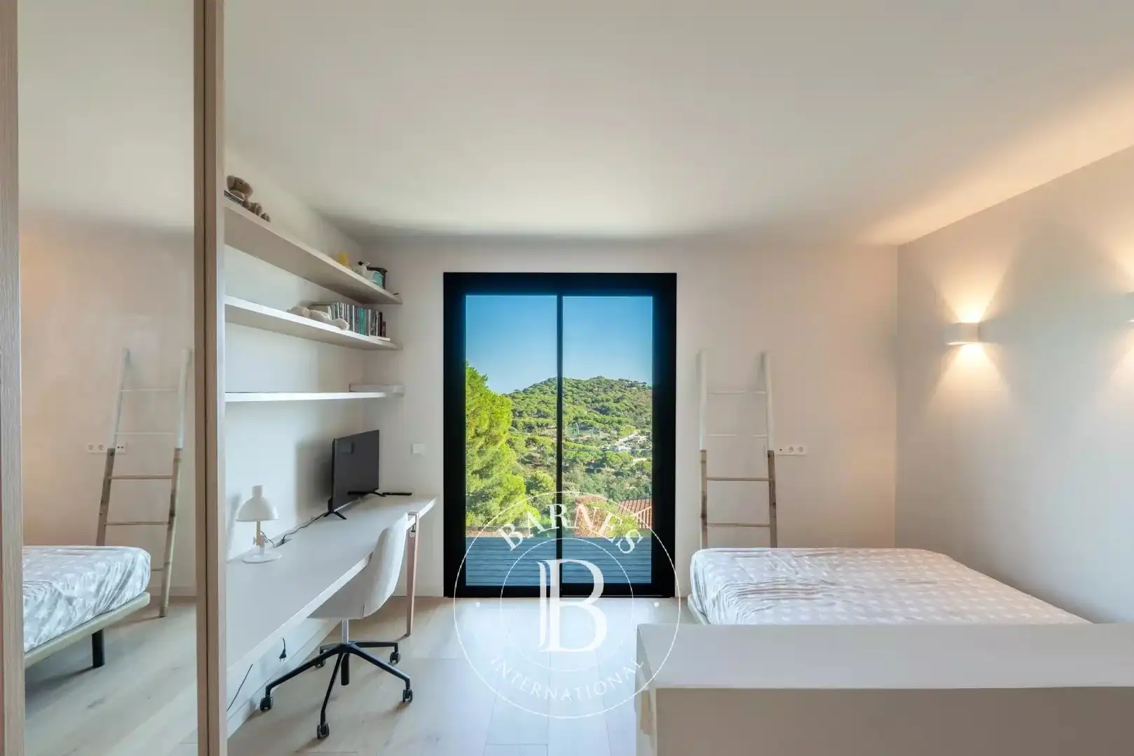 Habitación de Casa o chalet en venta en Cabrils, Barcelona