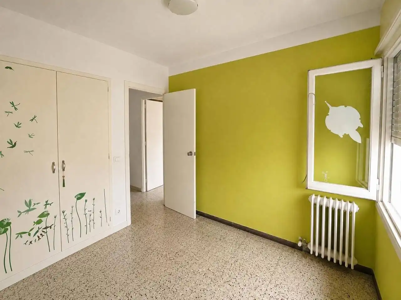 Habitación de Ático en venta en Girona con Calefacción, Terraza y Trastero