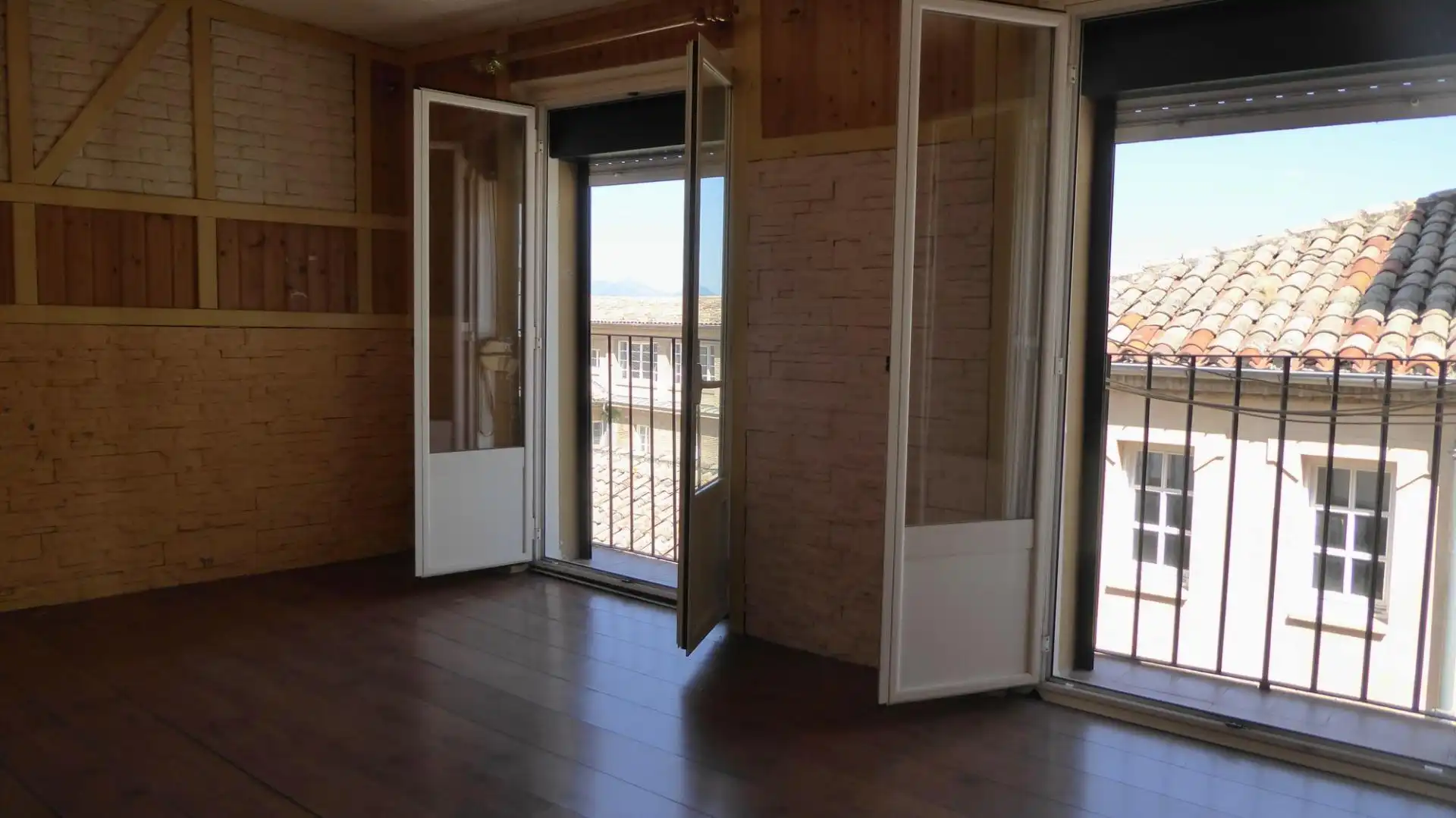 Dormitori de Apartament en venda en  Pamplona / Iruña amb Balcó