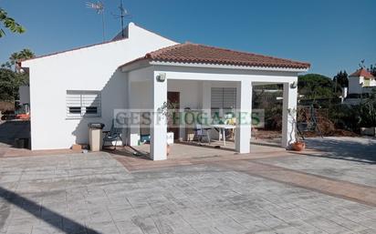 Exterior view of House or chalet for sale in Chiclana de la Frontera