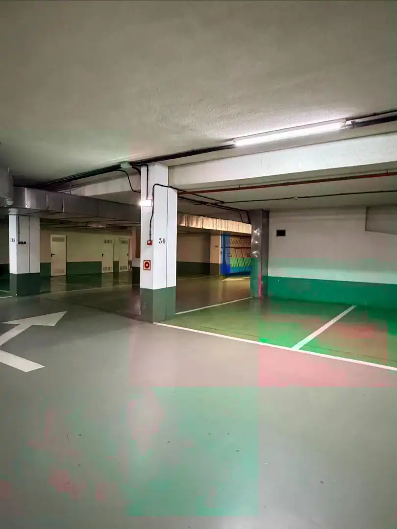 Parkplatz von Garage zum Verkauf in Donostia - San Sebastián 