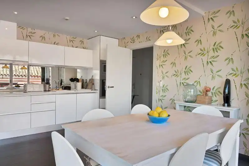 Küche von Dachboden zur Miete in Marbella mit Klimaanlage, Terrasse und Schwimmbad