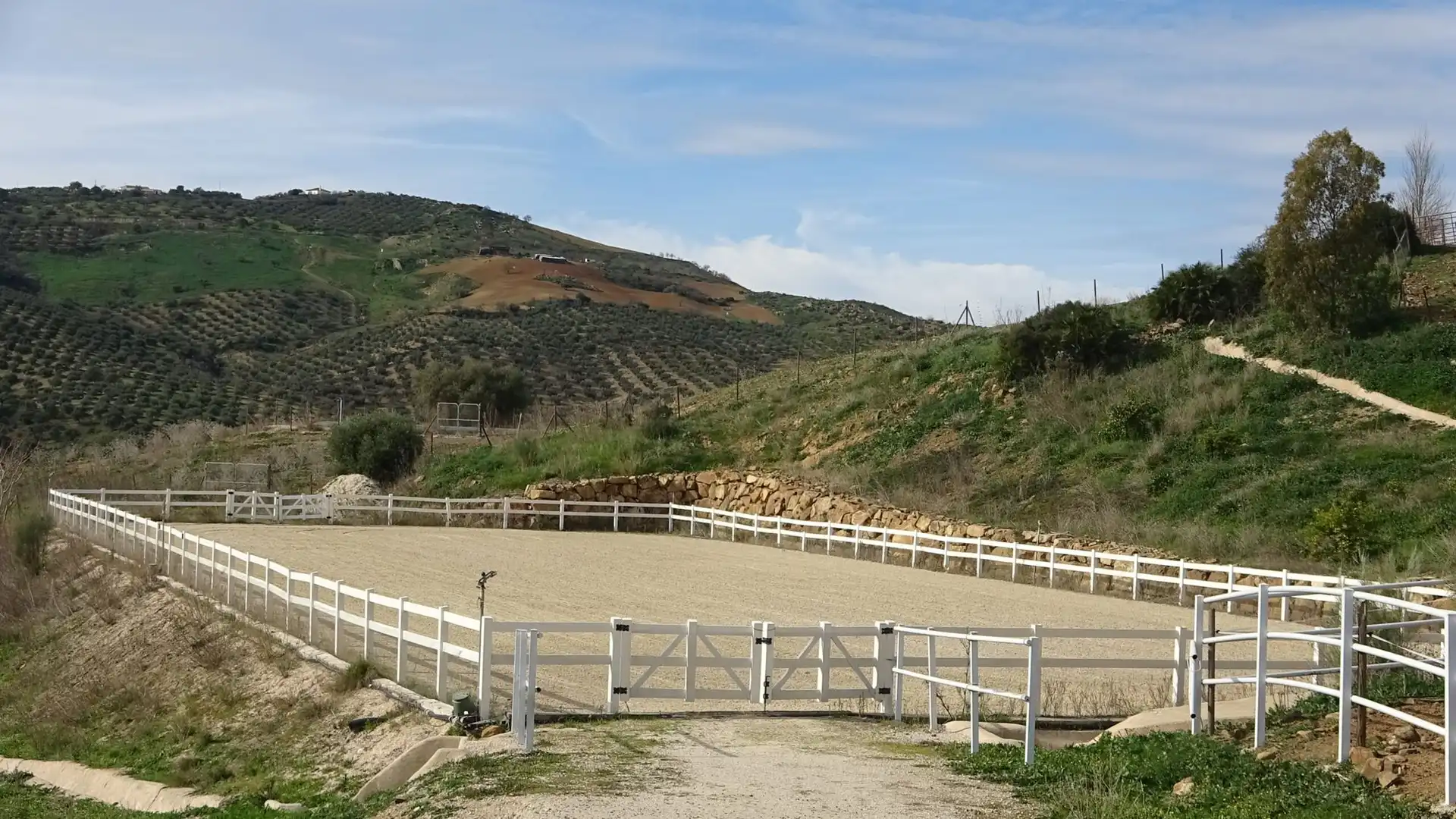 Exterior view of Country homes for sale in Villanueva de la Concepción  with Terrace