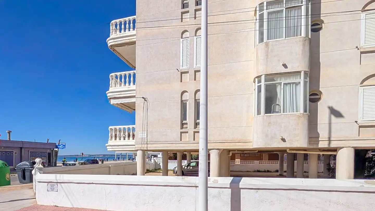 Exterior view of Flat for sale in Santa Pola  with Terrace and Furnished