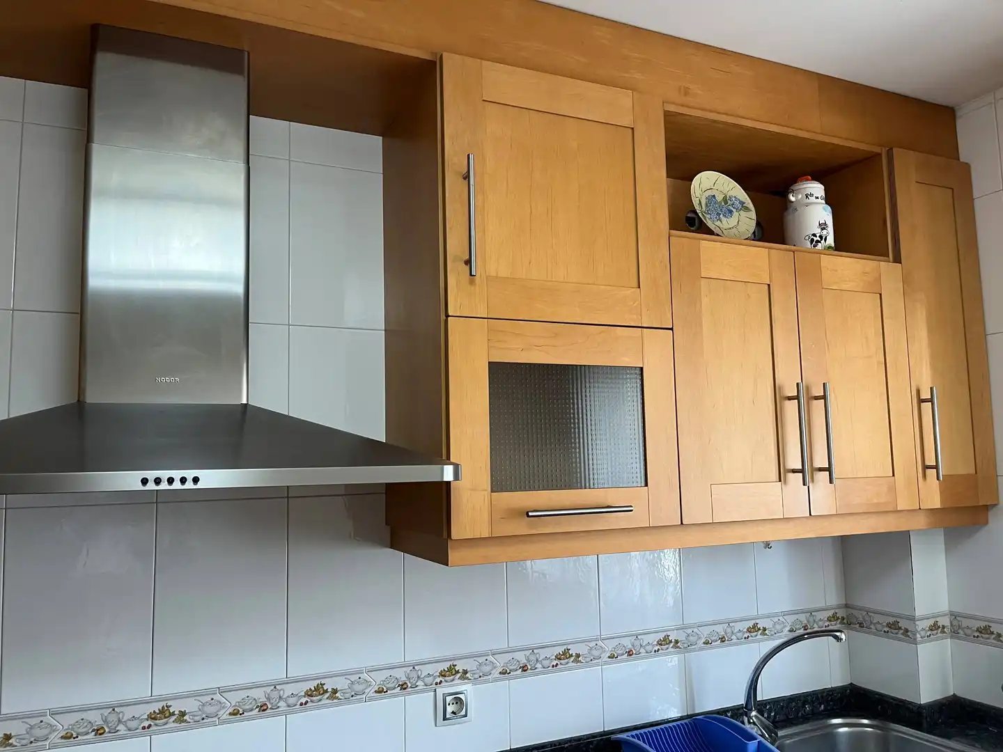 Cocina de Piso de alquiler en Santiago de Compostela  con Calefacción, Trastero y Amueblado