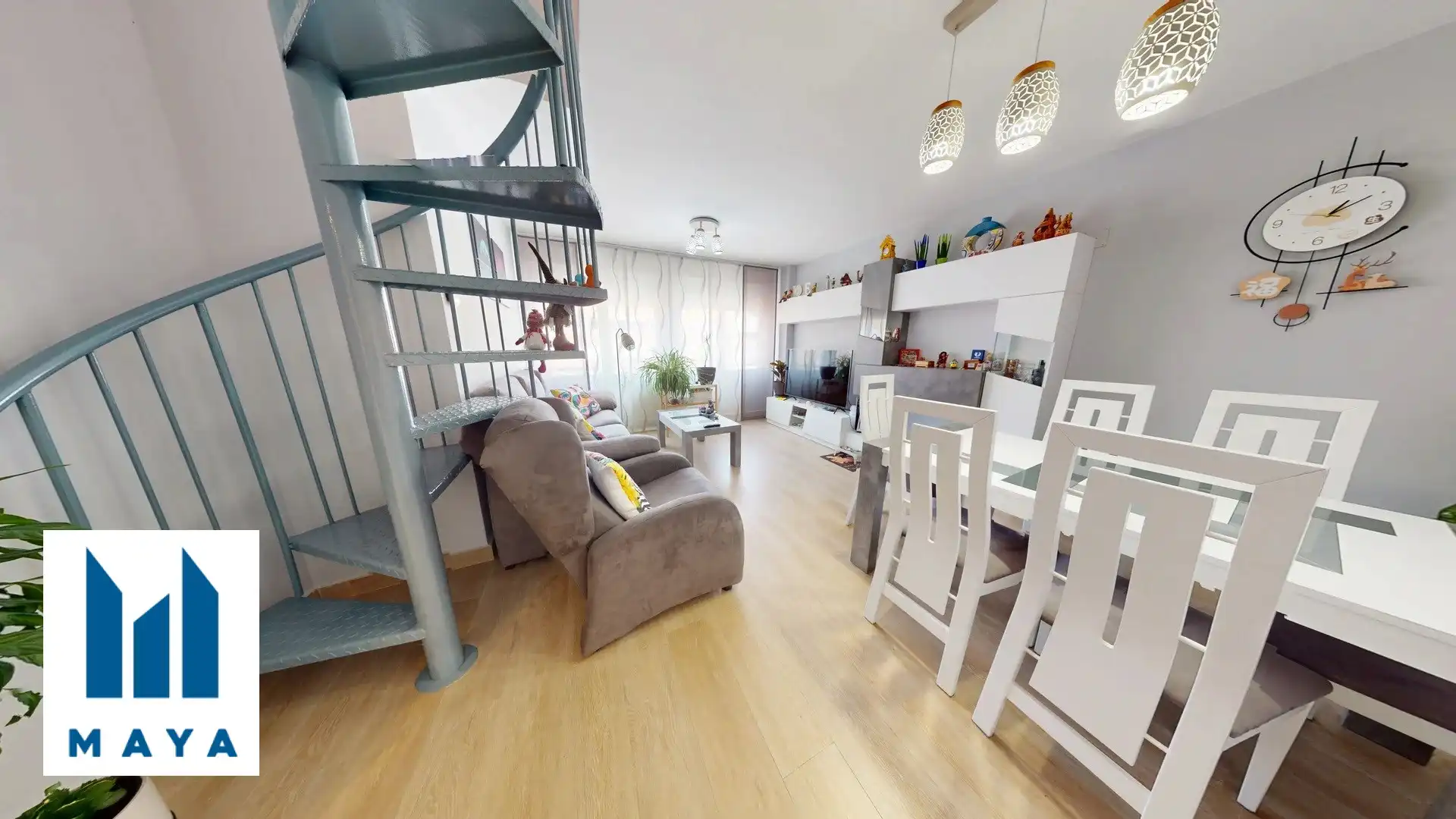 Wohnzimmer von Dachboden zum Verkauf in Leganés mit Klimaanlage, Heizung und Terrasse
