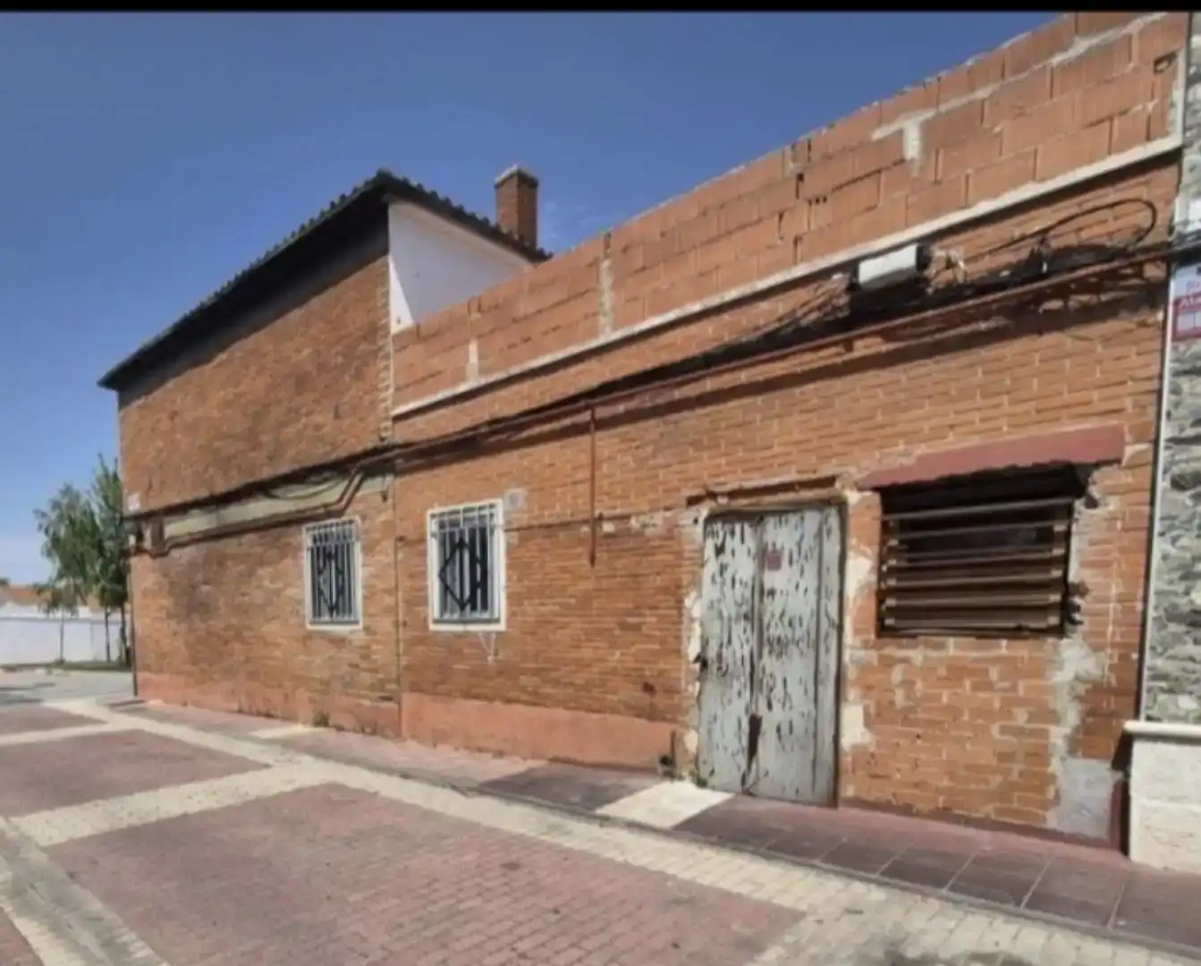 Vista exterior de Casa adosada en venda en Barrio España