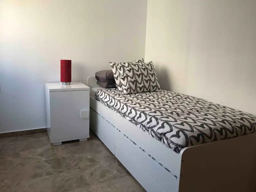 Wohnung zur Miete in Paseo Salon, San Matías - Realejo