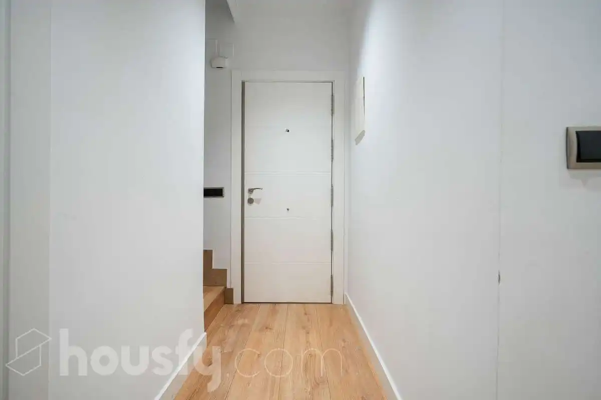 Duplexes for sale in Madrid  with Air Conditioner, Heating and Storage room
