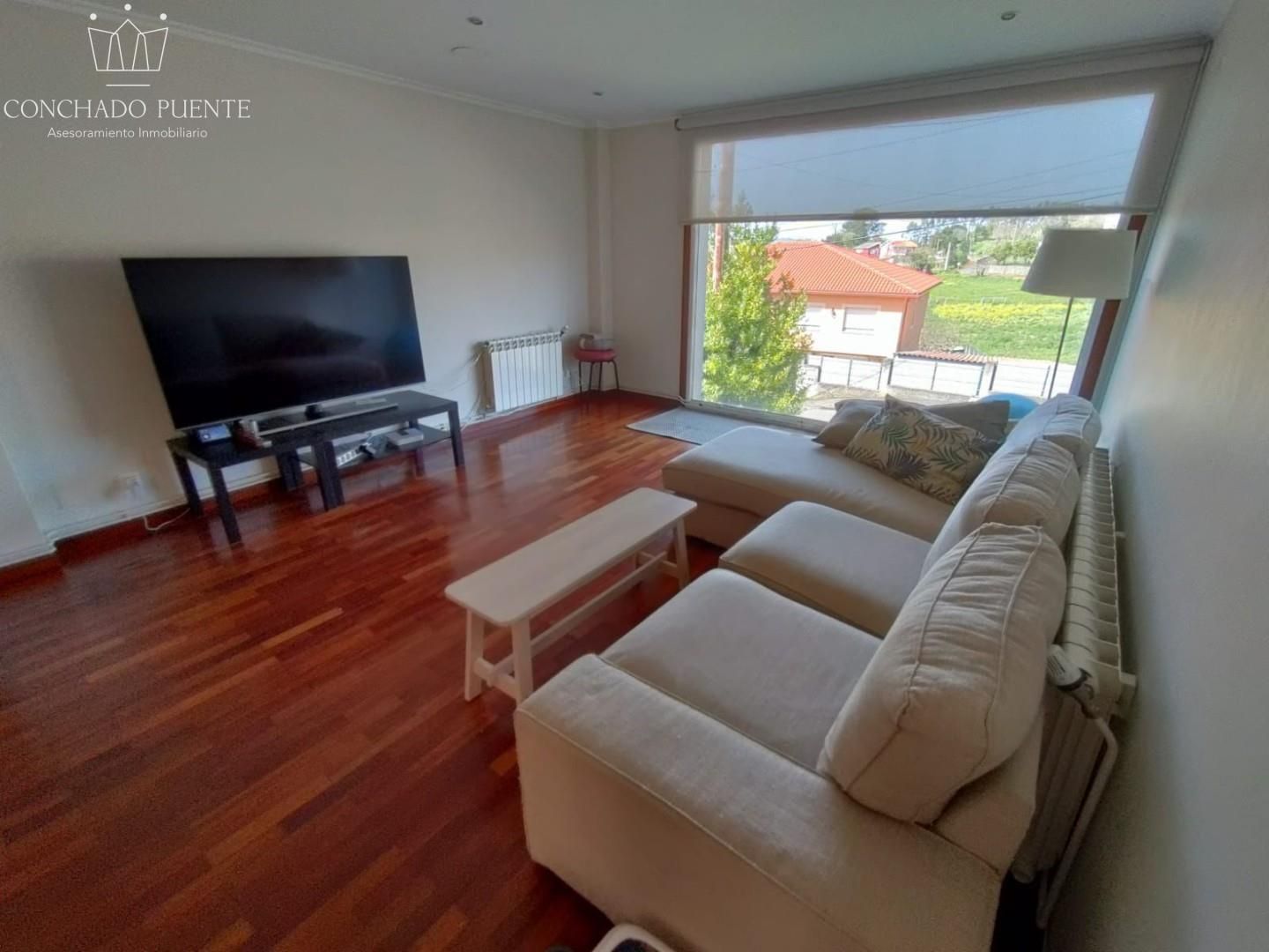 Living room of Single-family semi-detached for sale in Oleiros  with Private garden