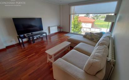 Living room of Single-family semi-detached for sale in Oleiros  with Private garden