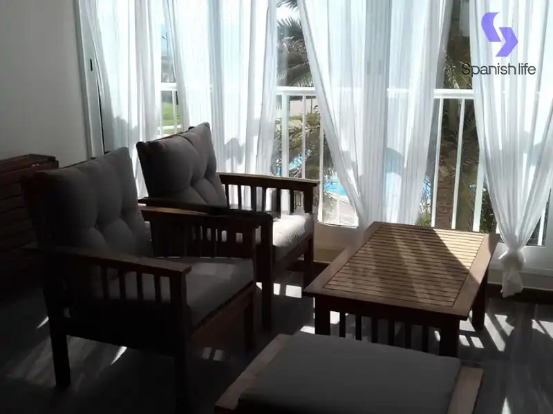 Sala de estar de Apartamento en venta en Valencia con Calefacción, Amueblado y Piscina comunitaria