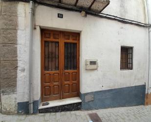 Vista exterior de Casa o xalet en venda en Villacarrillo amb Terrassa