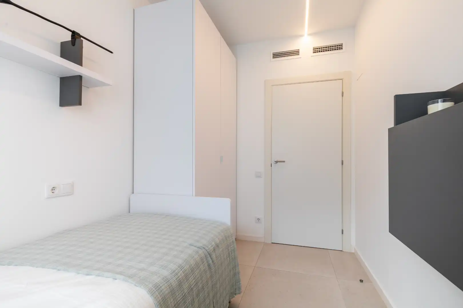 Dormitori de Pis en venda en Barcelona amb Aire condicionat, Calefacció i Terrassa