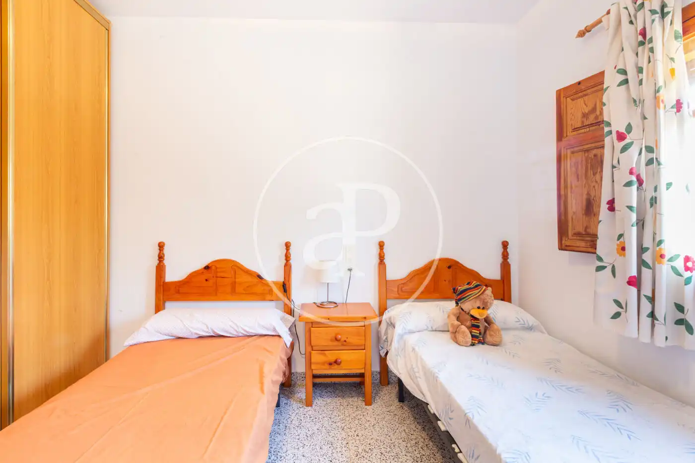 Bedroom of Houses for sale in Chiva  with Air Conditioner, Heating and Private garden