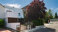 Exterior view of Single-family semi-detached for sale in Donostia - San Sebastián   with Heating, Storage room and Swimming Pool