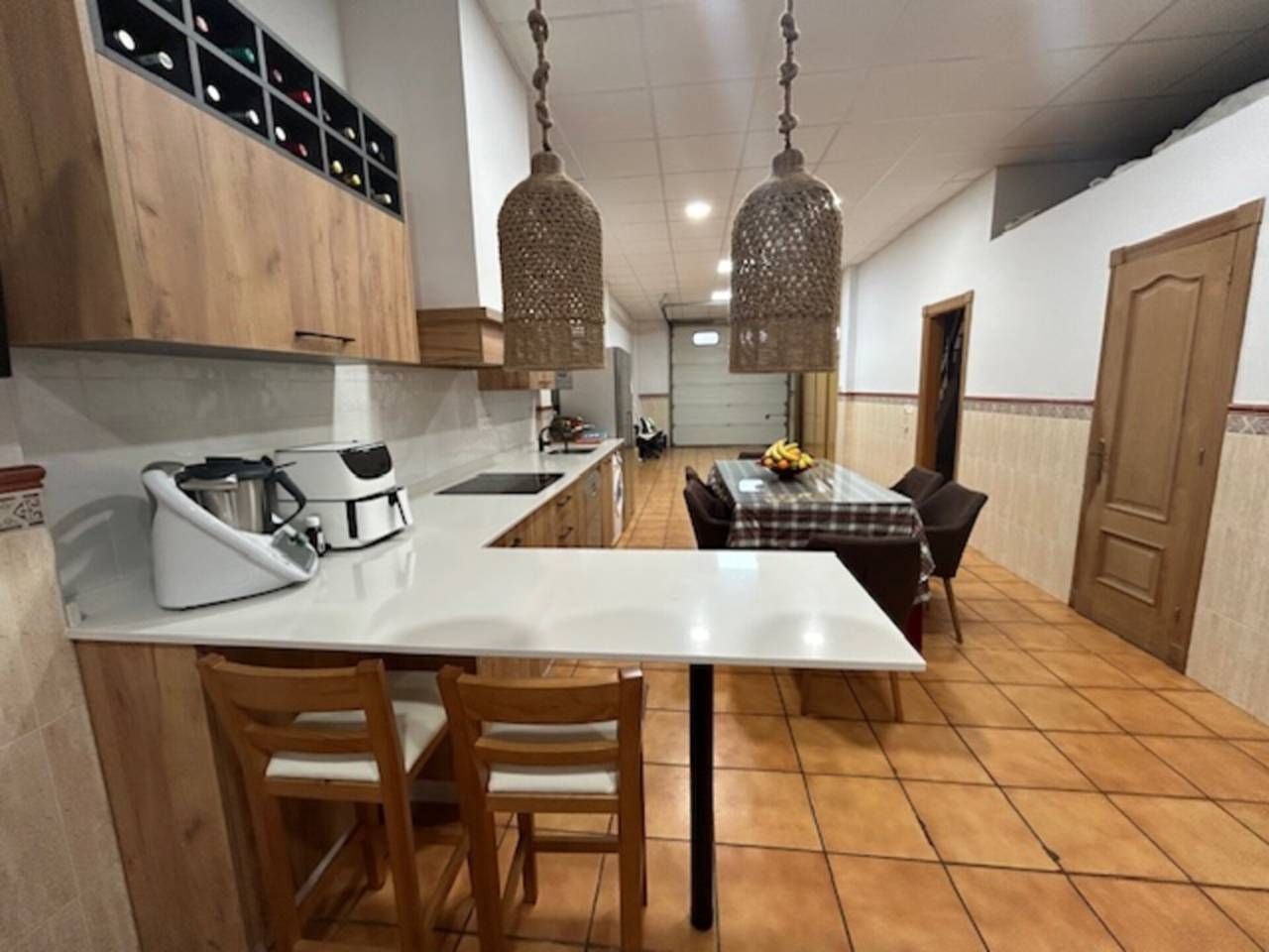 Cuina de Casa o xalet en venda en Roquetas de Mar amb Aire condicionat i Terrassa