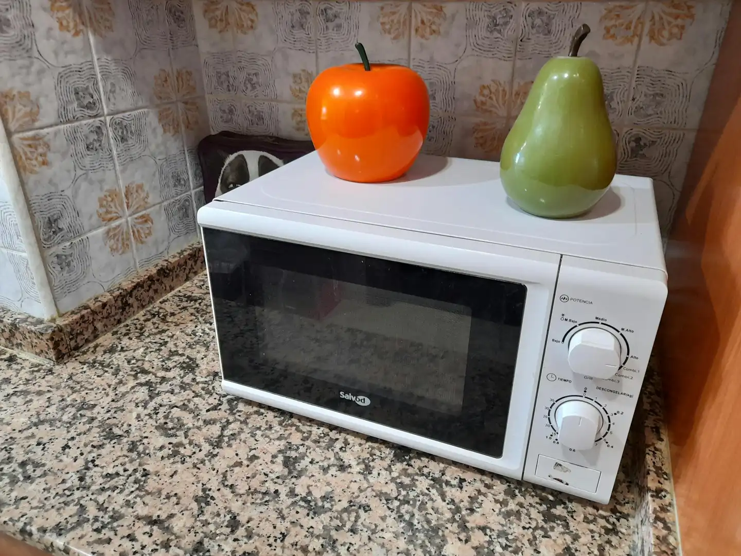 Küche von Wohnung zur untervermieten in Valencia mit Heizung und Waschmaschine