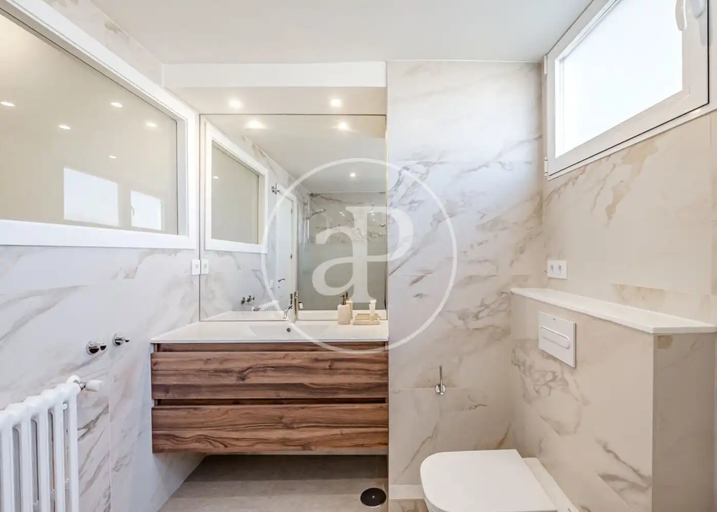 Baño de Piso en venta en Madrid con Aire acondicionado, Calefacción y Trastero
