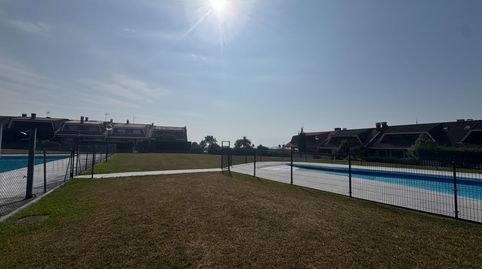 Foto 3 de Residencial en venta en Calle Calle Castañeos, Luanco - Aramar - Antromero, Gozón