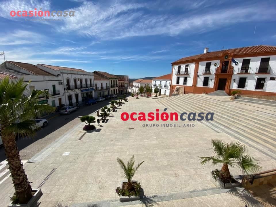 Vista exterior de Finca rústica en venda en Fuente Obejuna amb Terrassa, Traster i Balcó