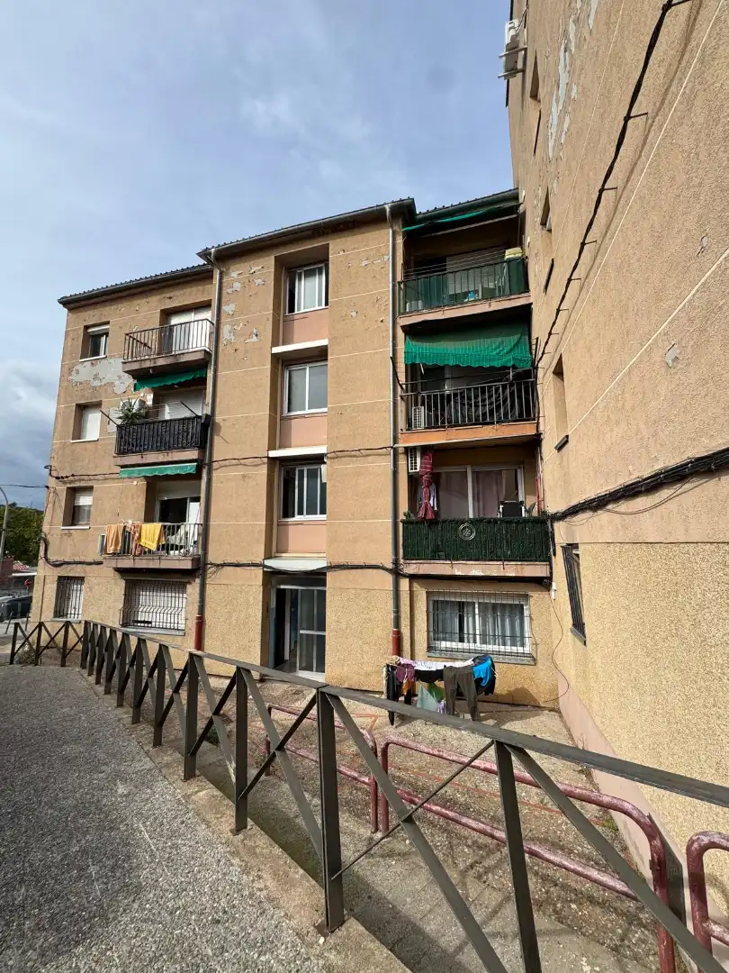 Vista exterior de Pis en venda en Vila-roja