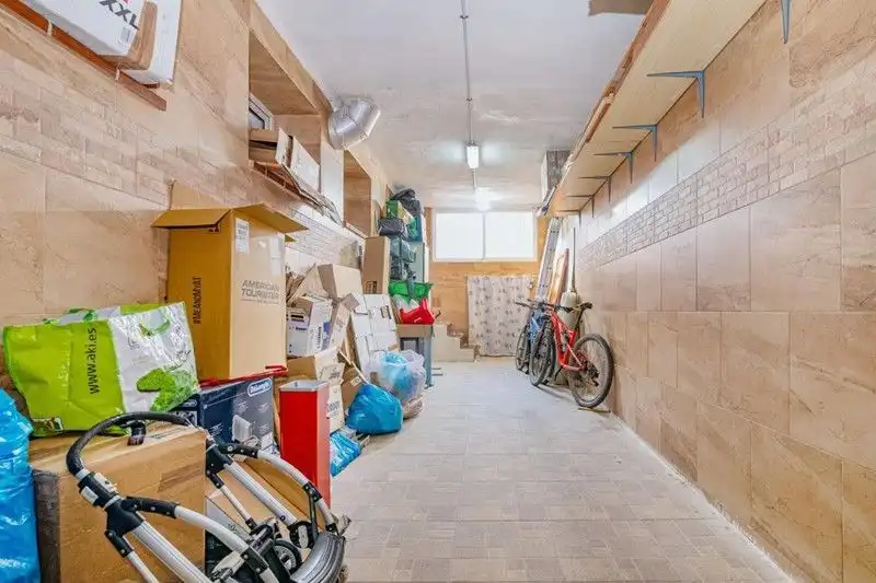 Casa o xalet en venda en Jun amb Aire condicionat, Terrassa i Traster