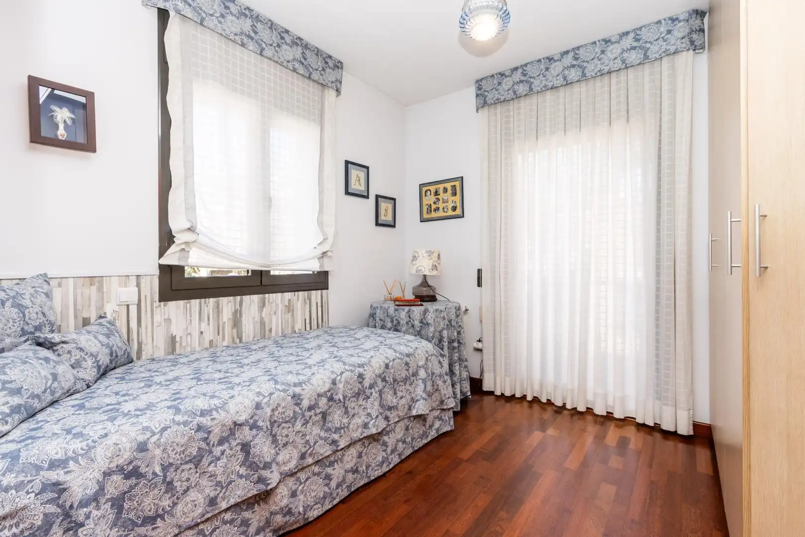 Dormitori de Casa o xalet en venda en Sant Quirze del Vallès amb Aire condicionat, Calefacció i Jardí privat