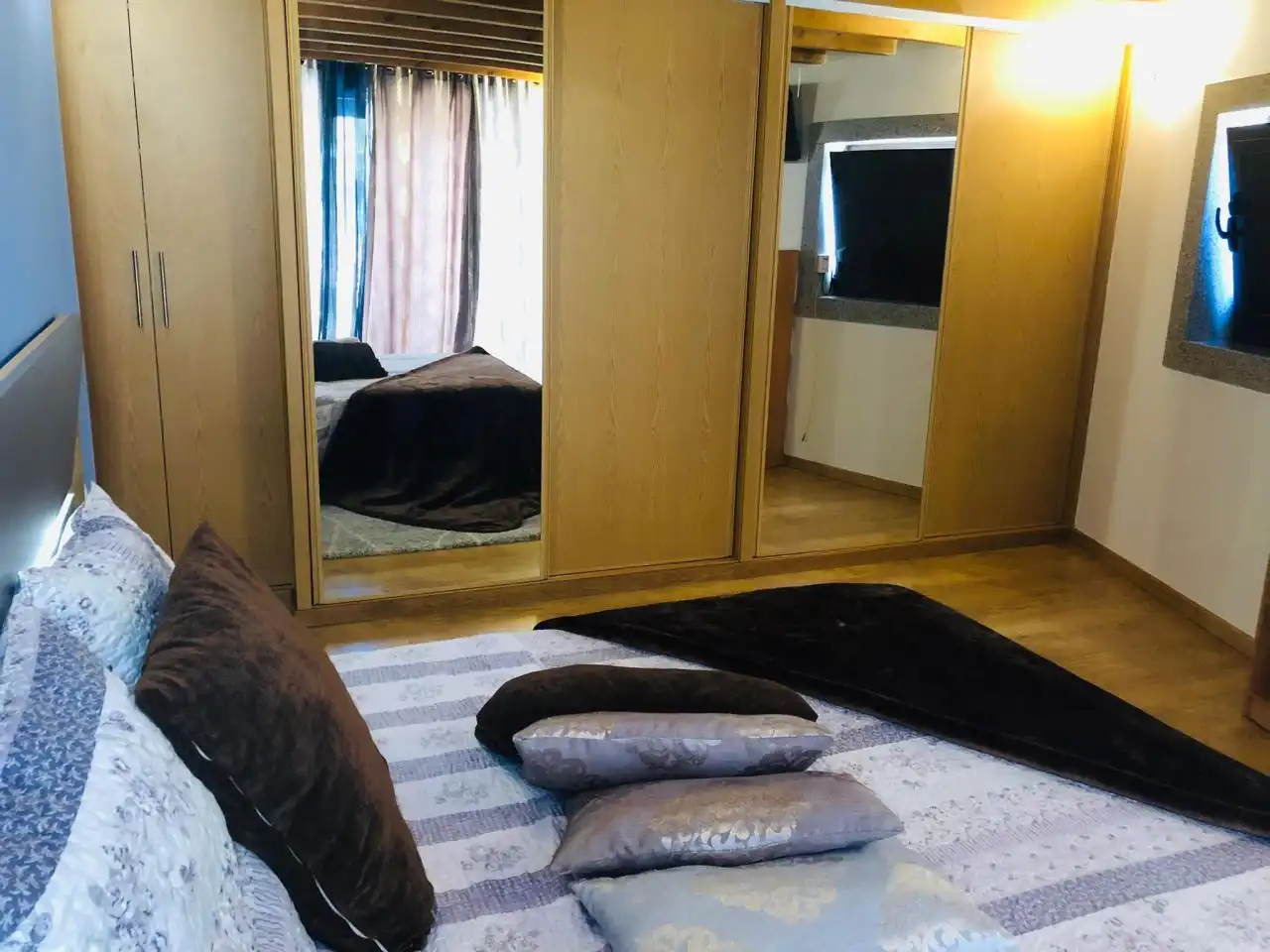 Habitación de Casa adosada en venta en Ourense Capital  con Calefacción, Parquet y Amueblado