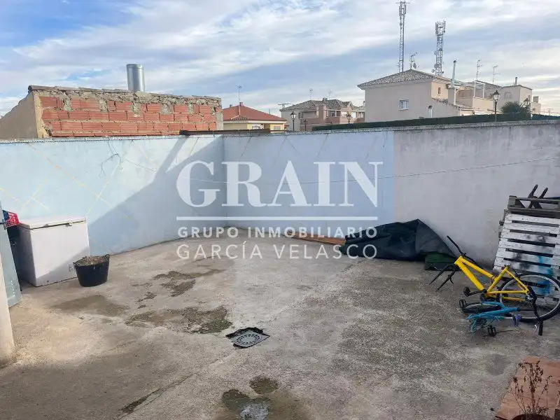 Vista exterior de Casa adosada en venda en Albacete amb Calefacció
