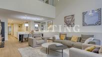 Living room of Flat for sale in  Barcelona Capital  with Air Conditioner, Terrace and Balcony