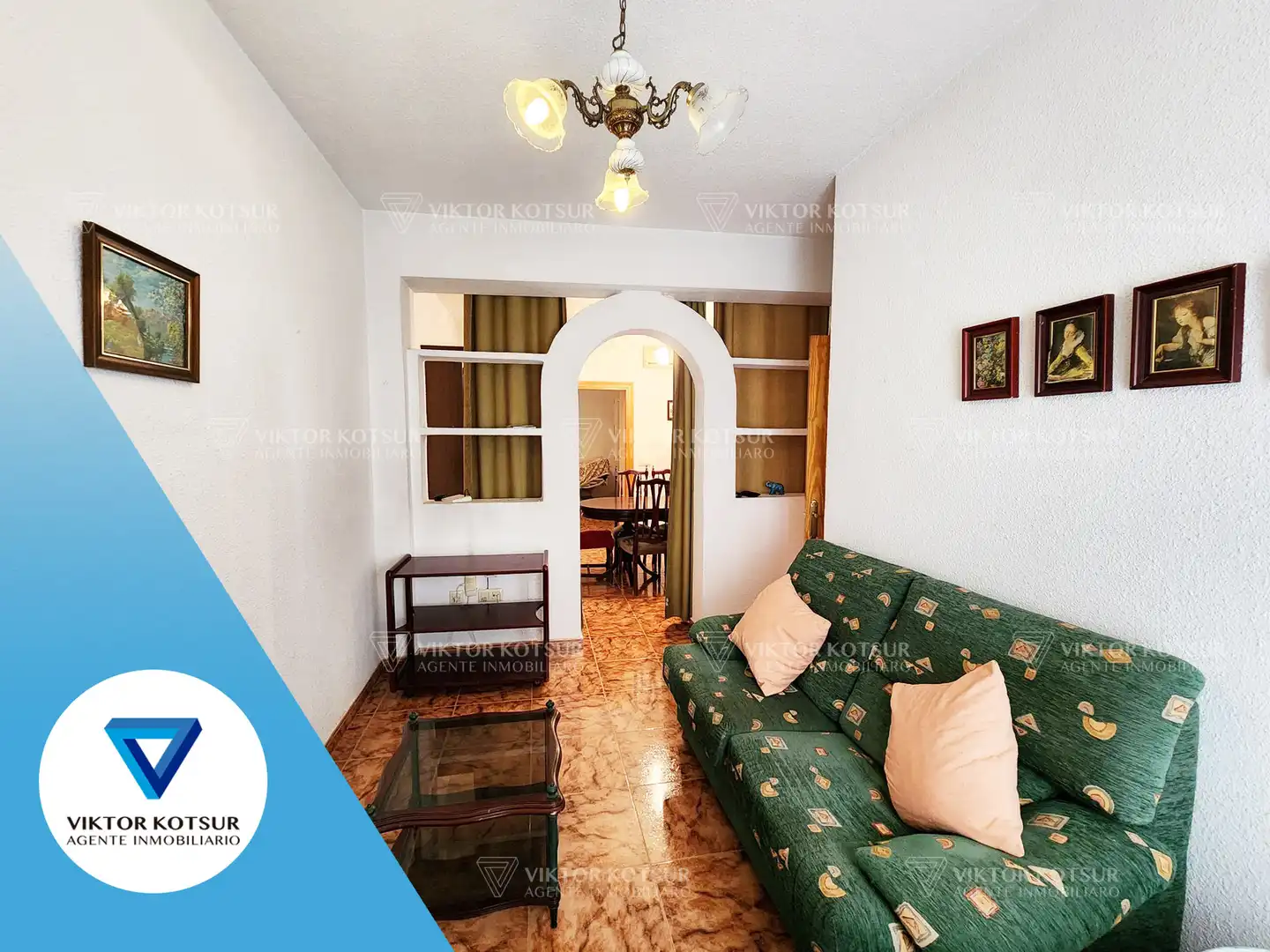 Sala de estar de Casa adosada en venta en Roquetas de Mar con Aire acondicionado, Terraza y Trastero