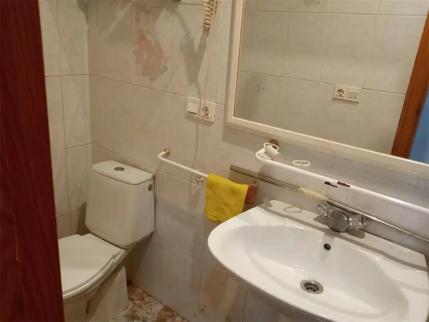 Bany de Pis en venda en Santa Cruz de Mudela amb Aire condicionat, Moblat i Forn