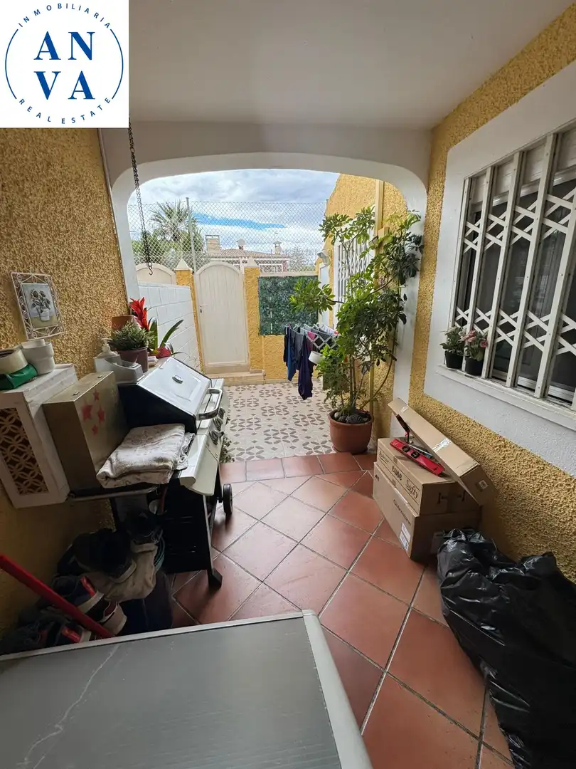 Terrasse von Haus oder Chalet zum Verkauf in Sant Joan d'Alacant mit Klimaanlage, Privatgarten und Abstellraum