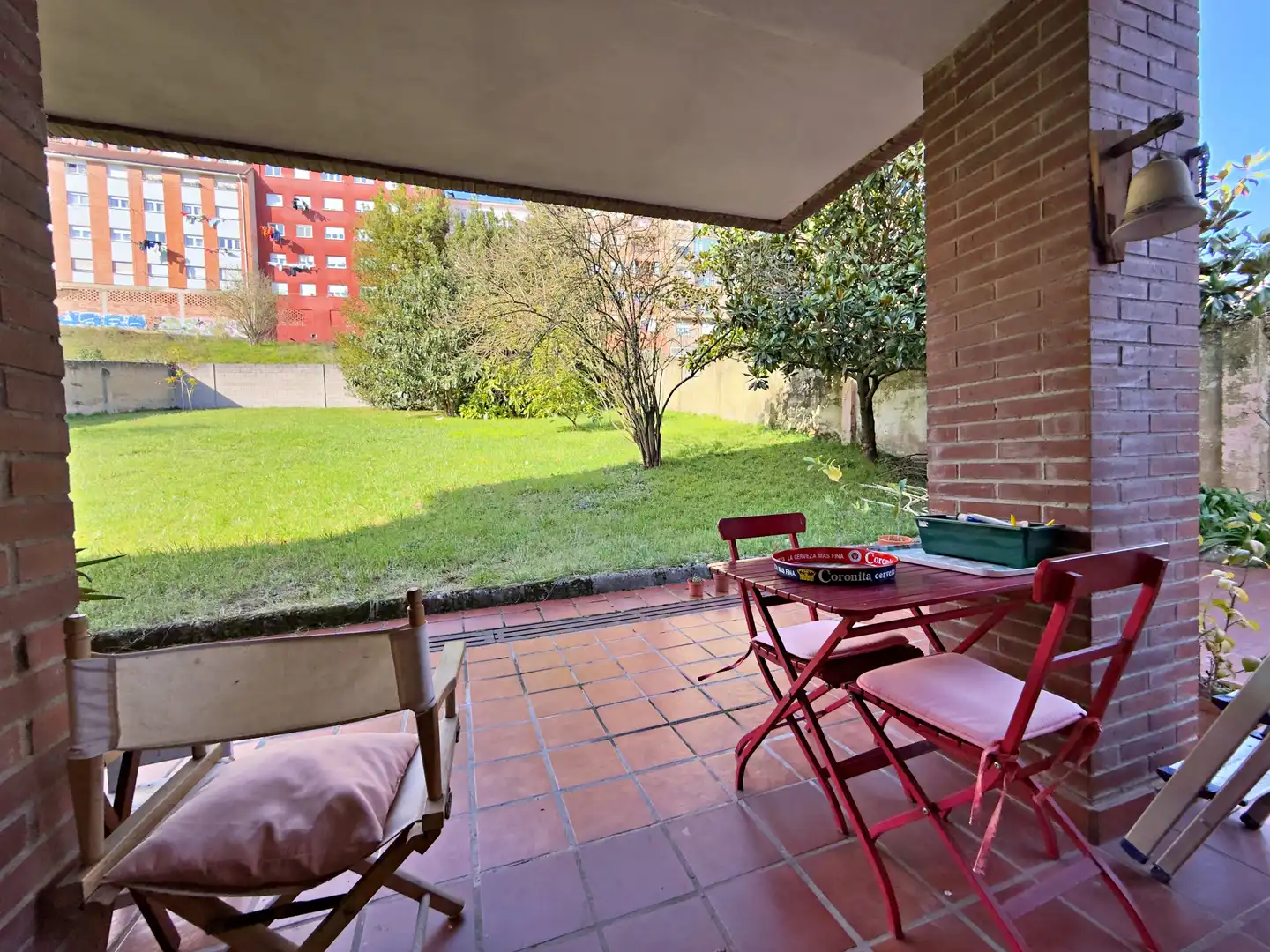 Jardí de Casa o xalet en venda en Oviedo  amb Calefacció, Jardí privat i Parquet
