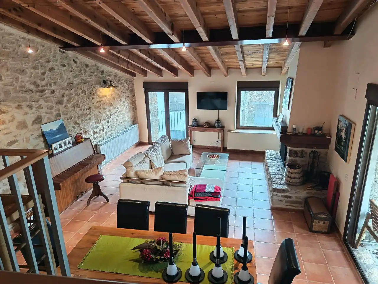 Sala d'estar de Casa o xalet en venda en Solana de Ávila amb Calefacció i Moblat