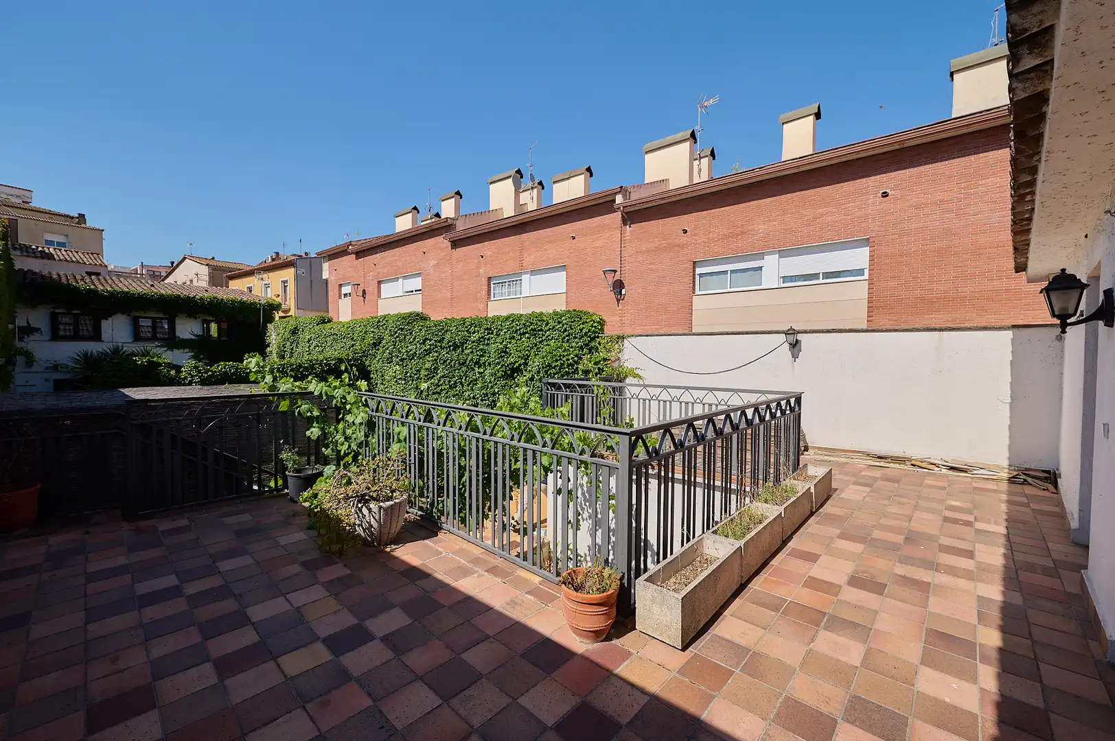 Casa con terraza en venta en Carrer Castellar, imagen 57