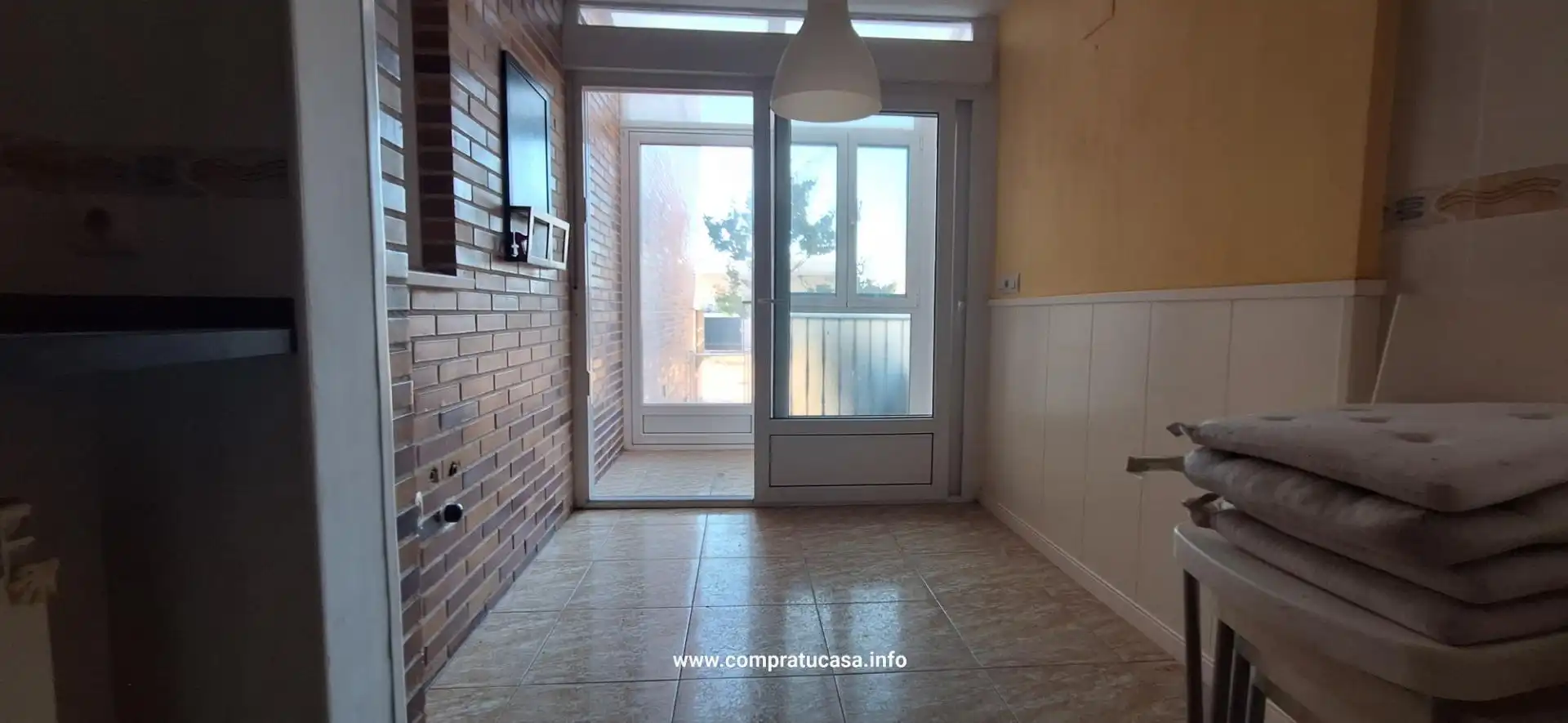 Casa adosada en venta en Calle MISTRAL, Encinillas