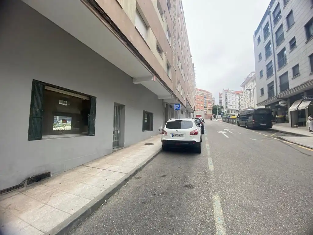 Local comercial en venta en Rúa dos Cesteiros, imagen 3
