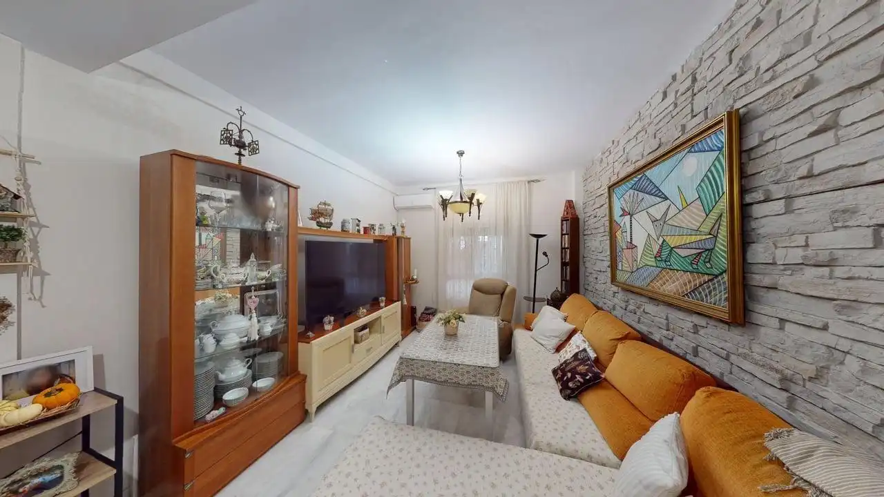 Terraced house with garden for sale in Benacazón, imagen 4
