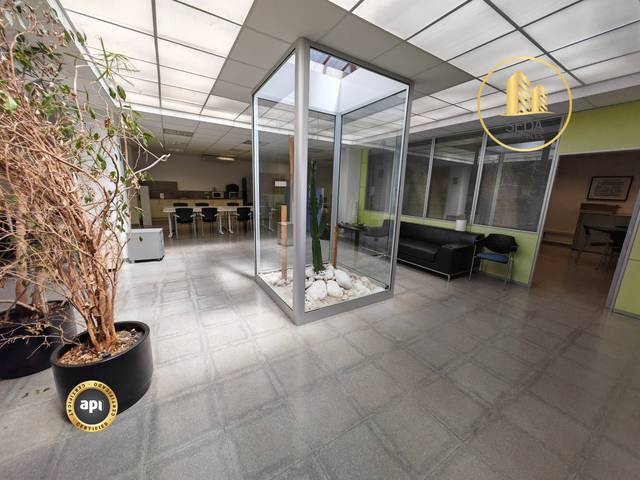 Local comercial en Alquiler en Carrer de Blasco de Garay en La Maurina