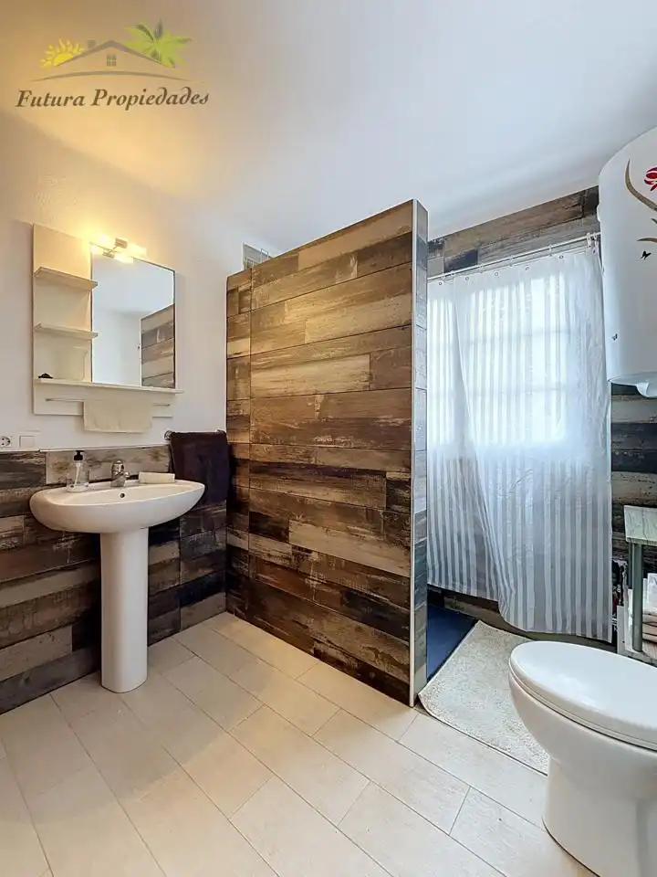 Bathroom of Houses for sale in Teguise  with Air Conditioner and Terrace