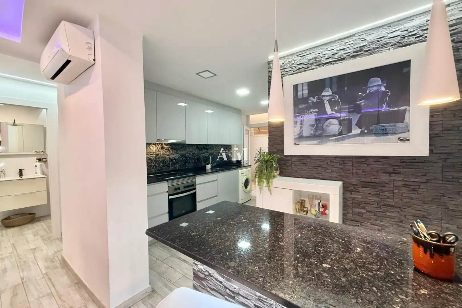 Cocina de Planta baja de alquiler en Torrevieja con Aire acondicionado, Calefacción y Terraza