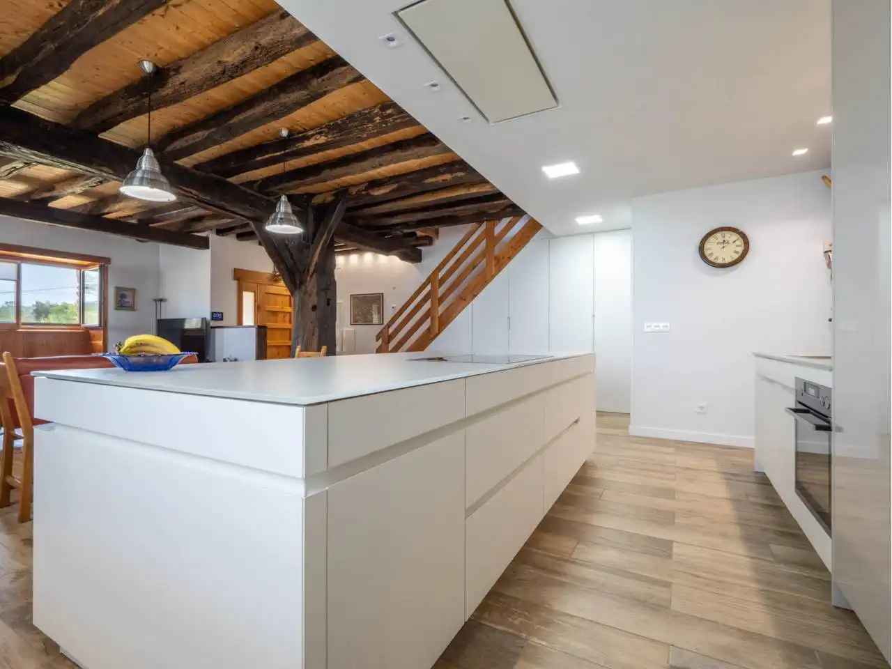 Cuina de Casa o xalet en venda en Donostia - San Sebastián  amb Calefacció i Terrassa