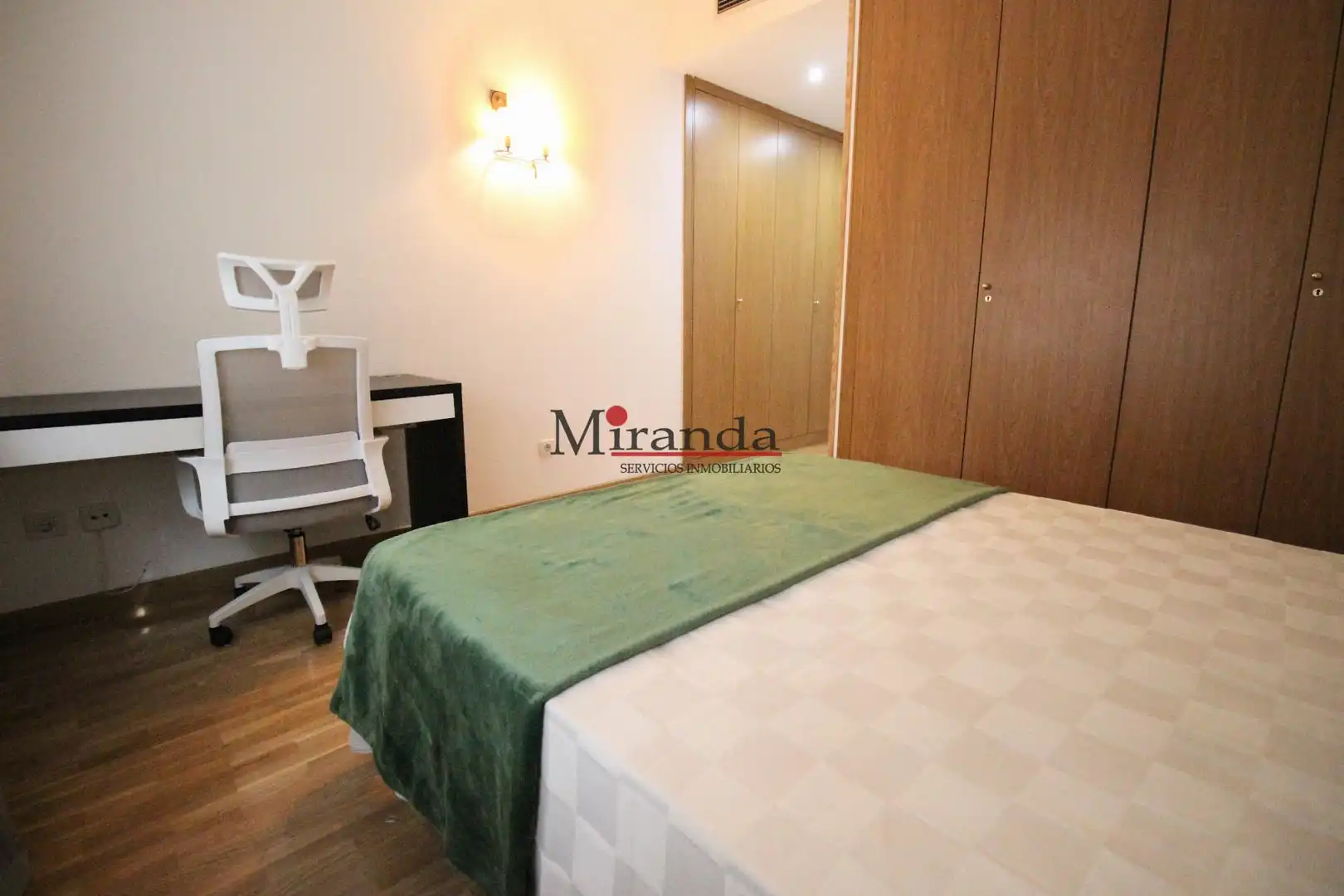Habitación de Piso de alquiler en Alcorcón con Aire acondicionado, Calefacción y Parquet
