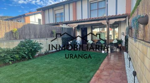 Foto 2 de Casa o xalet en venda a Los Robles, Mioño - Santullán, Cantabria