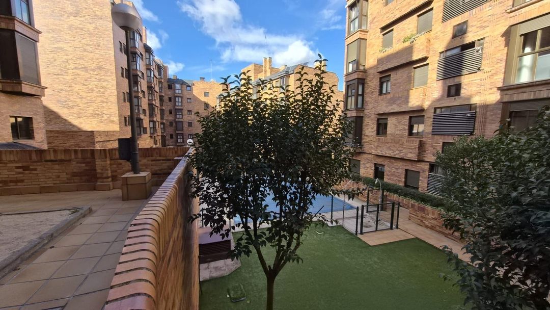 Apartament de lloguer a Valdezarza