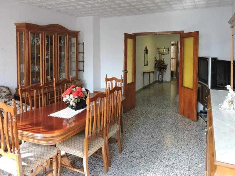 Menjador de Casa o xalet en venda en Churriana de la Vega amb Terrassa i Traster
