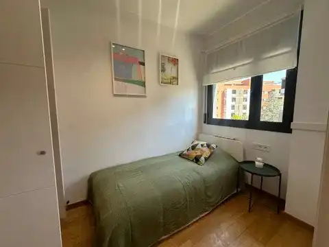 Dachboden zur Miete in Carrer de Jaume de Montcorb, Turó de Can Mates